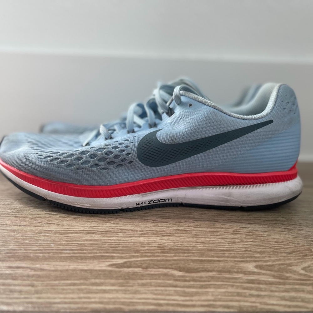 Nike Air Zoom Pegasus in Ice Blue - US 9